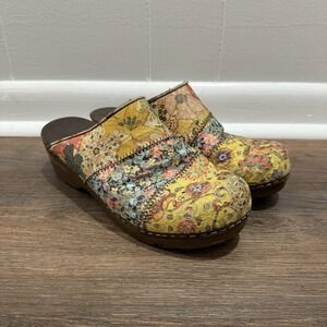 Sanita Women's Patchwork Floral Style‎ Clogs Sz 39 FAIR